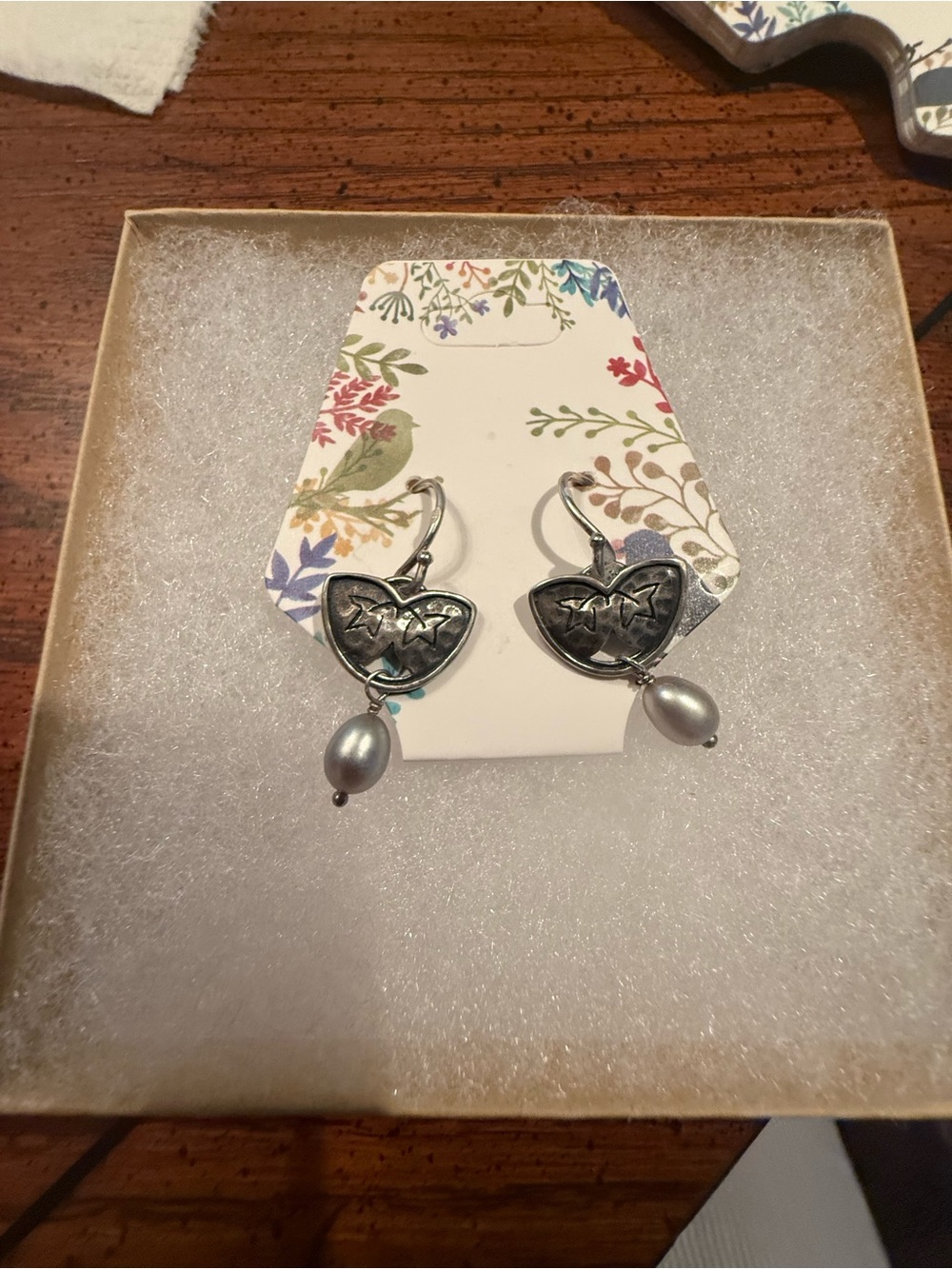 RARE / NEW Silpada Sterling Silver Pearl Earrings